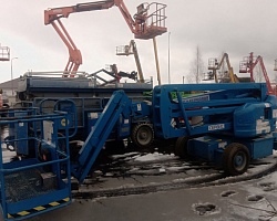 Коленчатый подъемник Genie Z45-25RT